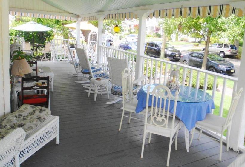 فندق The Inn At The Shore