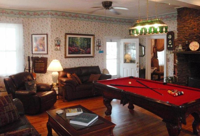 فندق The Inn At The Shore