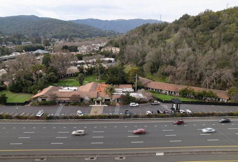 Inn Marin And Suites, Ascend Hotel Collection