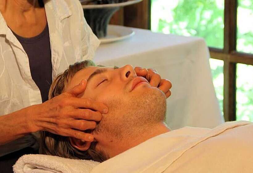 ホテル Inn On Summerhill