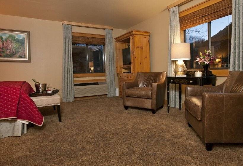 فندق Inn On The Creek