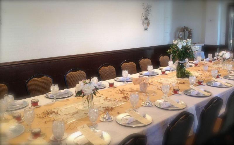 فندق Inn On The Lakes