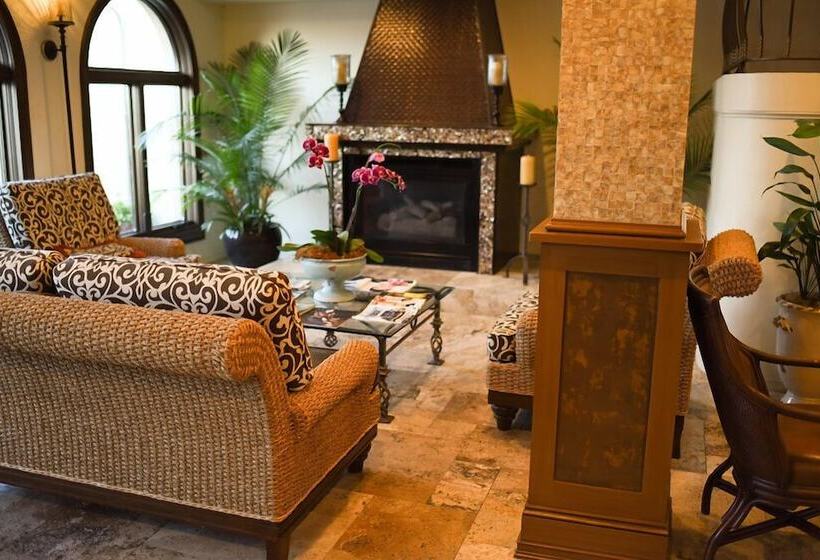 فندق Inn On The Lakes