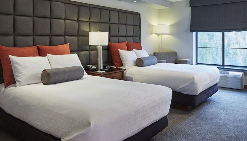 فندق Inn On Woodlake