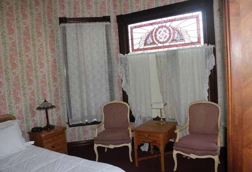 فندق Irwin Street Inn