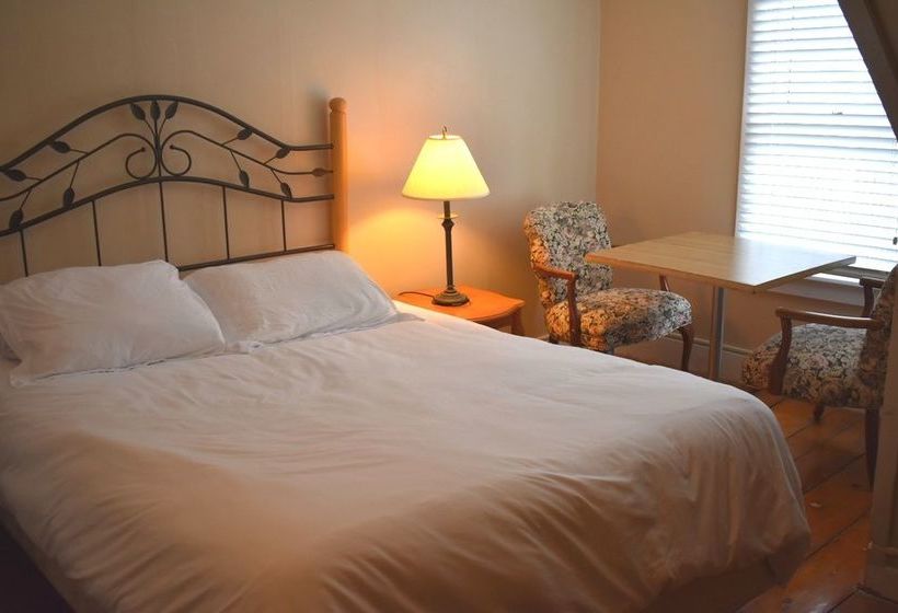 ホテル Isaac Merrill House