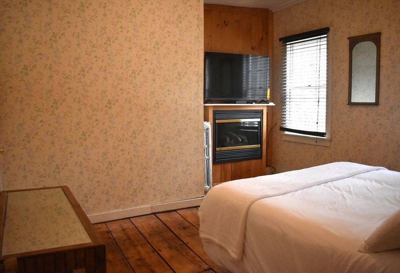 ホテル Isaac Merrill House