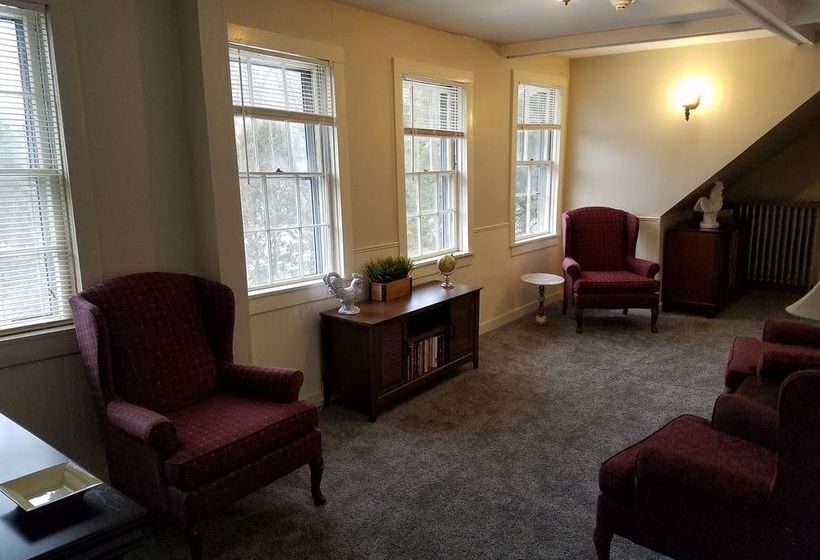 ホテル Isaac Merrill House