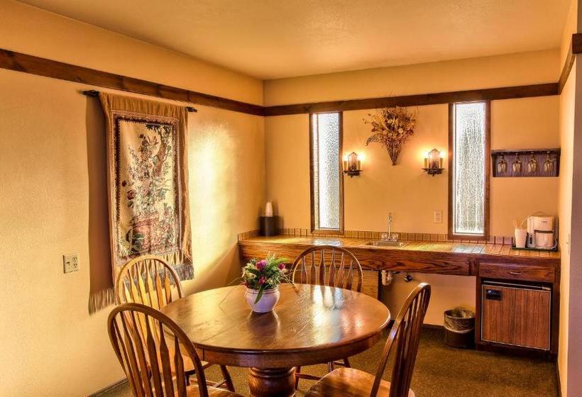 فندق Islands Inn