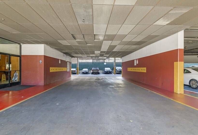 فندق Jack London Inn