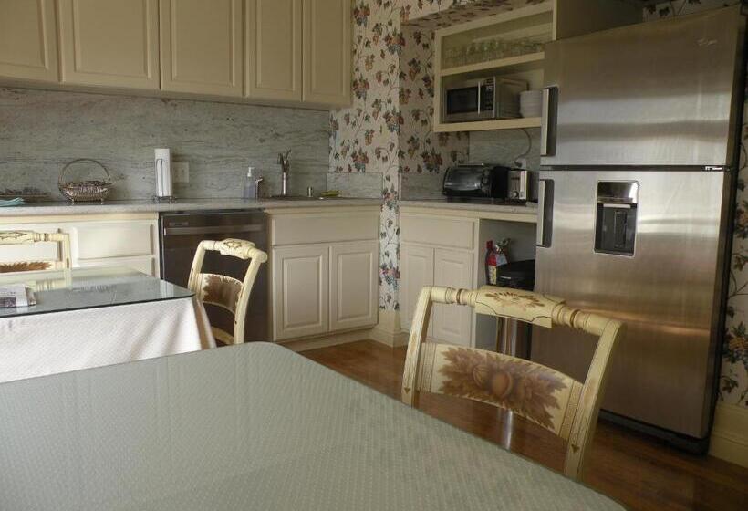 בית מלון כפרי Jackson Court