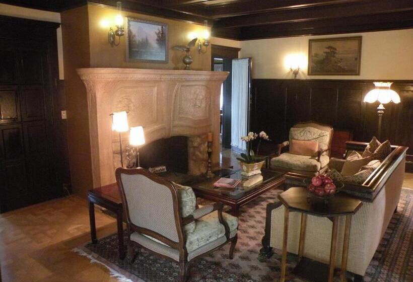 בית מלון כפרי Jackson Court