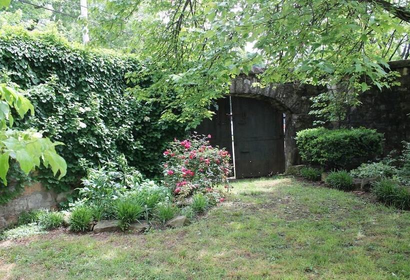 فندق Jailer S Inn