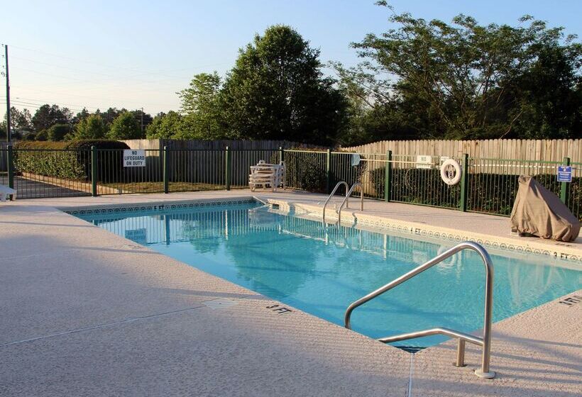 هتل Jameson Inn Perry