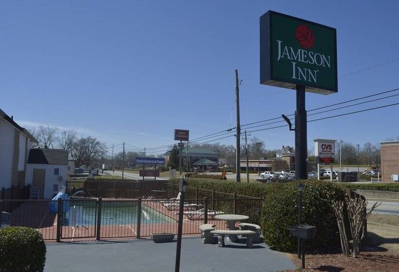 호텔 Jameson Inn Winder