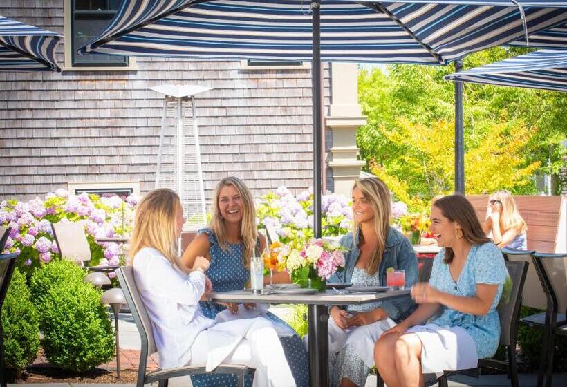 ホテル Jared Coffin House