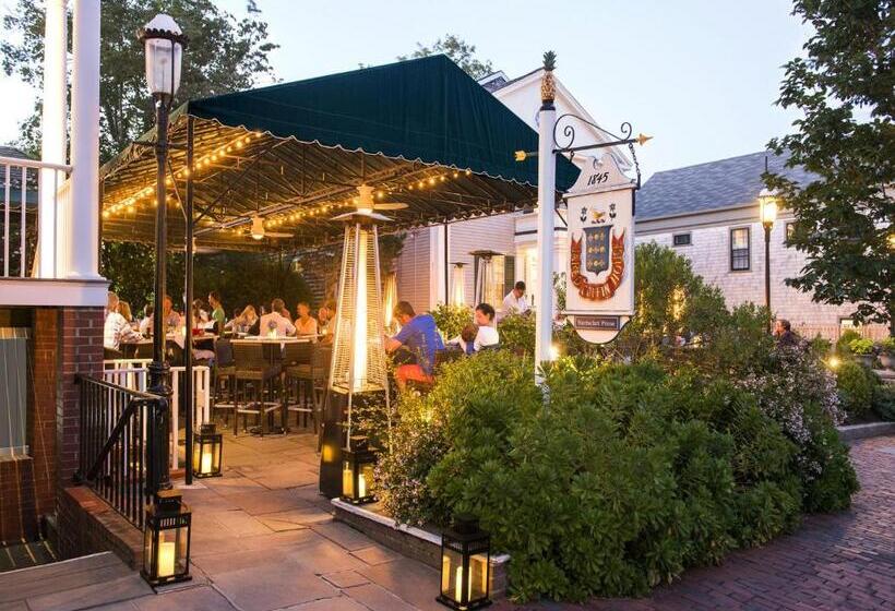 ホテル Jared Coffin House