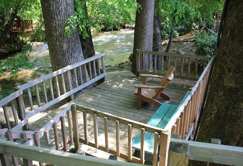 هتل Jonathan Creek Inn And Villas