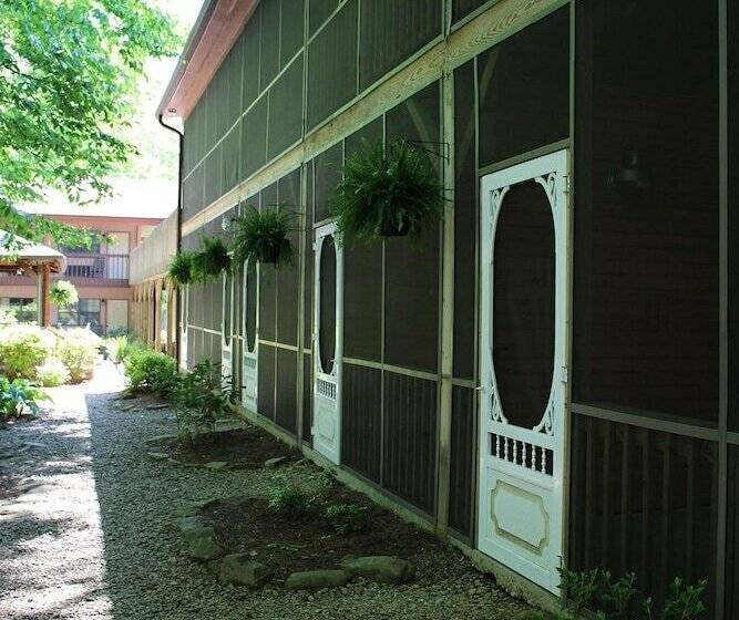 هتل Jonathan Creek Inn And Villas