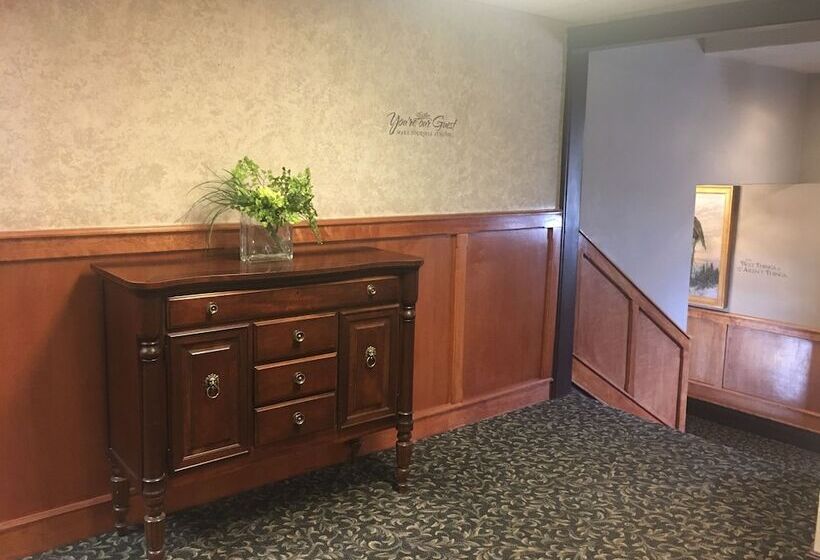 ホテル Kalispell Grand