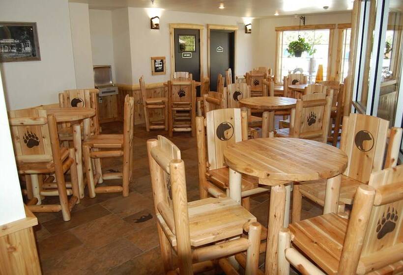 فندق Kelly Inn West Yellowstone