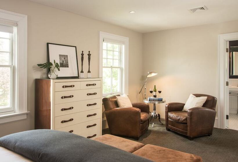 בית מלון כפרי Kemble Inn