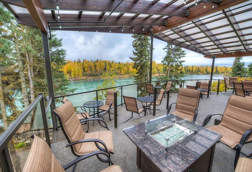 בית מלון כפרי Kenai River Lodge
