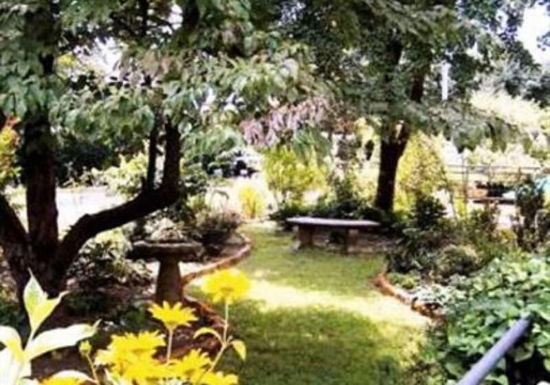 酒店 Ironclad Inn & Bourbon Room