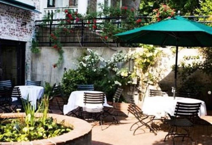 酒店 Ironclad Inn & Bourbon Room