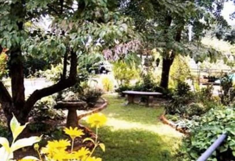 酒店 Ironclad Inn & Bourbon Room