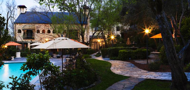 בית מלון כפרי Kenwood Inn & Spa