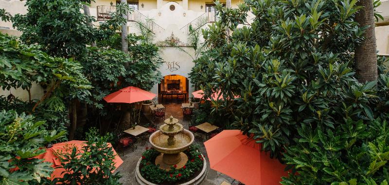 בית מלון כפרי Kenwood Inn & Spa