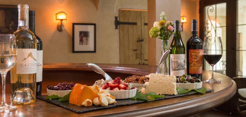 בית מלון כפרי Kenwood Inn & Spa