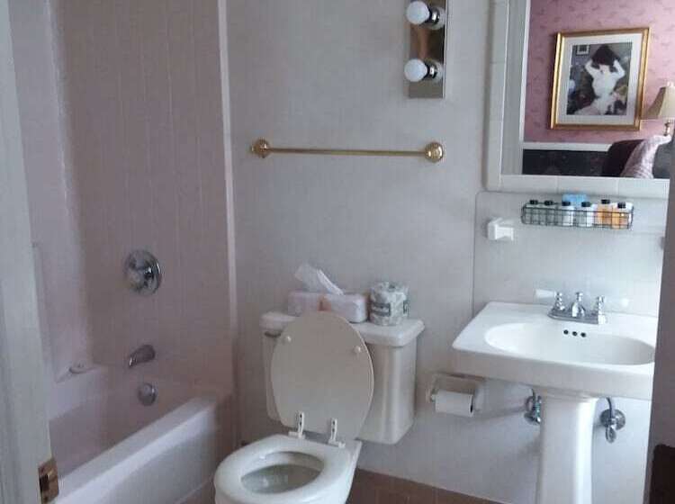 فندق Kingsley Inn