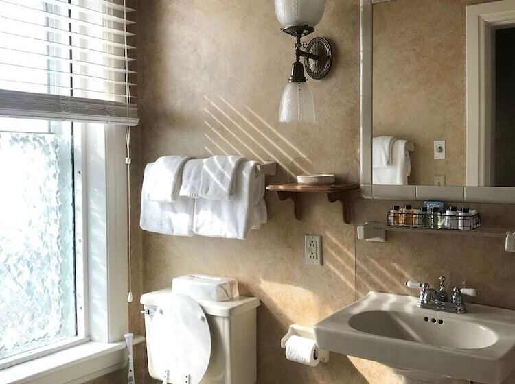 فندق Kingsley Inn