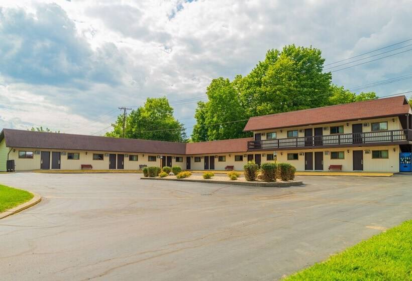 ホテル Kingsway Inn