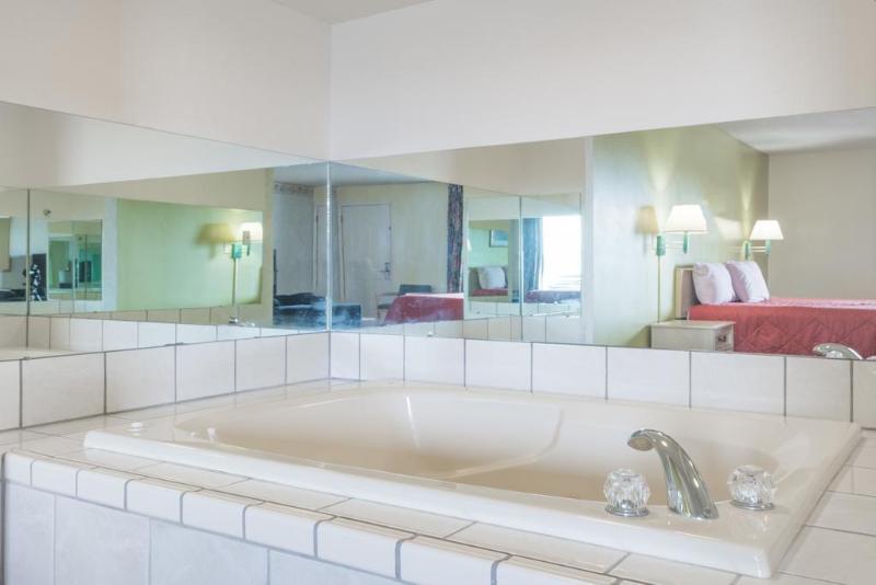 فندق Knights Inn Berea