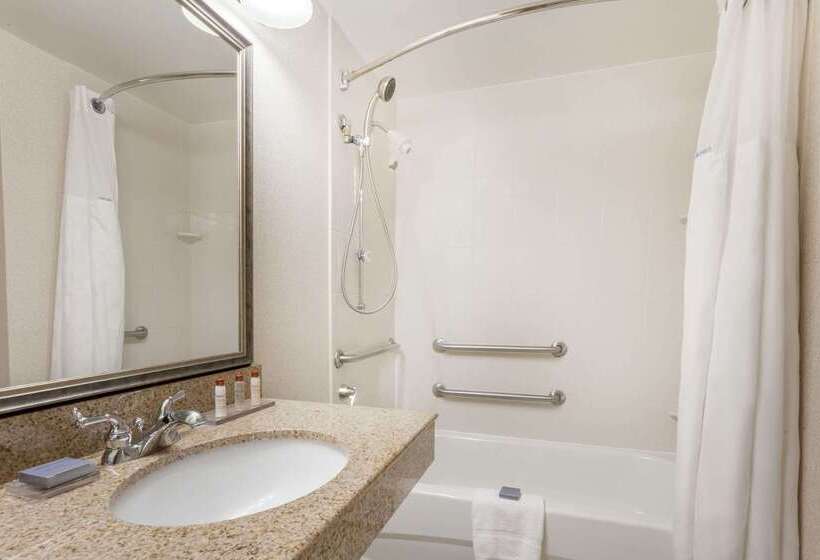 Отель Knights Inn   Columbia