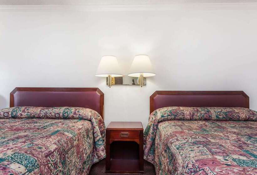 Отель Knights Inn   Columbia