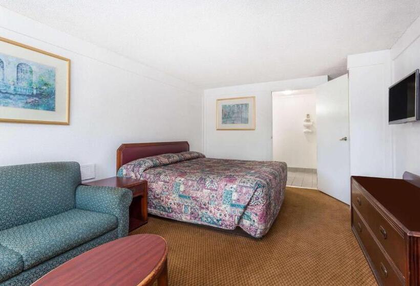 Отель Knights Inn   Columbia