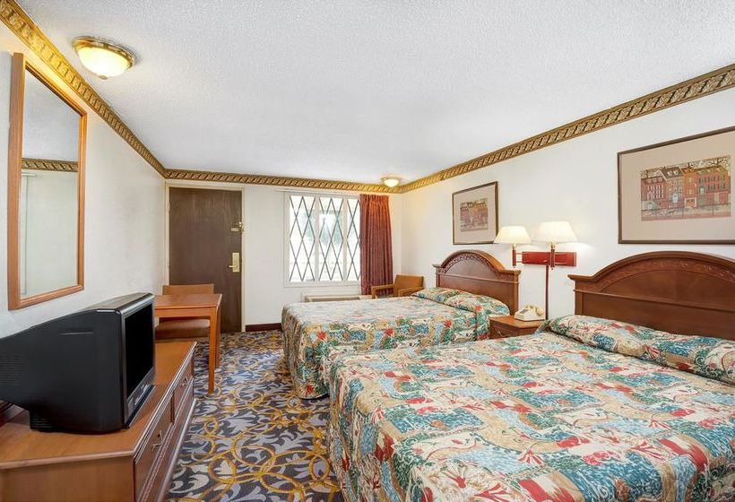 فندق Express Inn