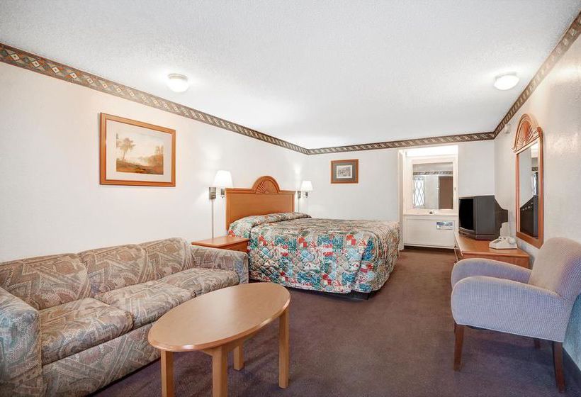 فندق Express Inn