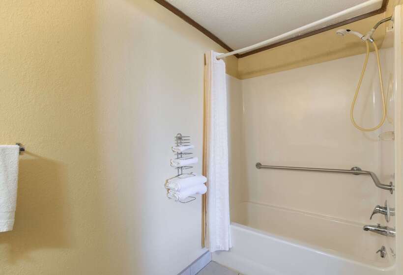 فندق Americas Best Value Inn Martinsburg