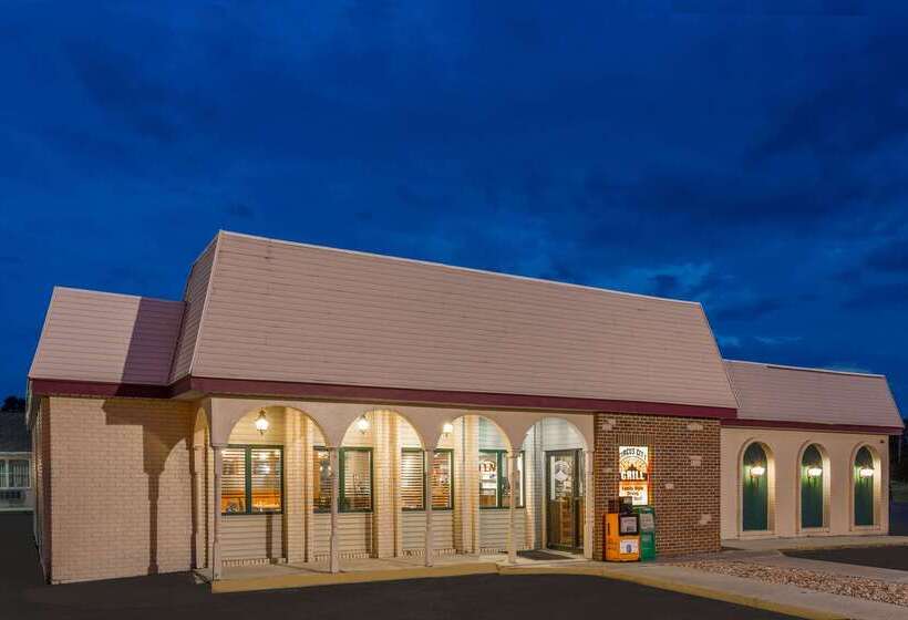 فندق Knights Inn Peru