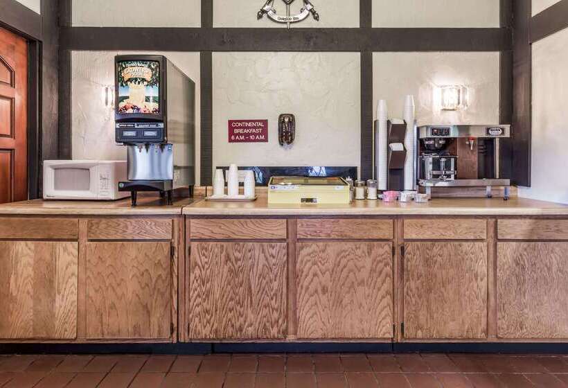 فندق Knights Inn Racine