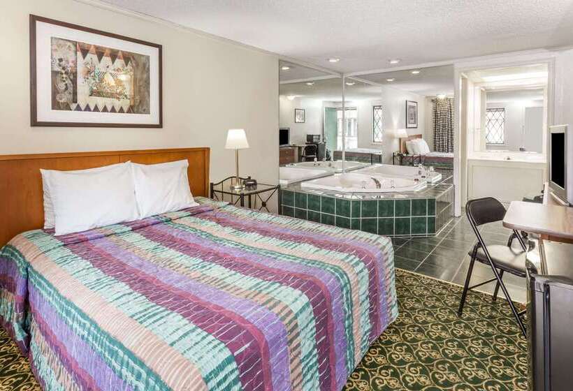 فندق Knights Inn Racine