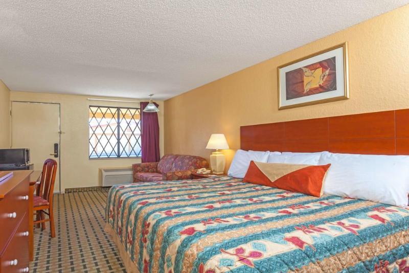 فندق Knights Inn  Seymour In