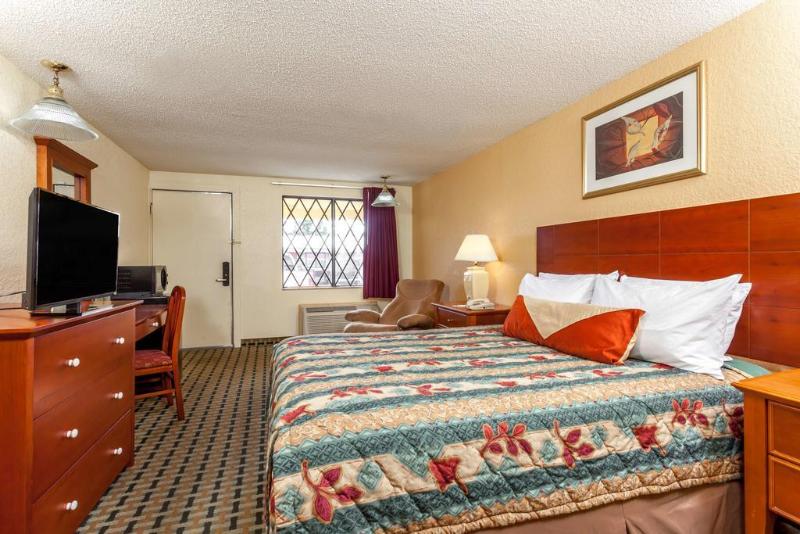 فندق Knights Inn  Seymour In