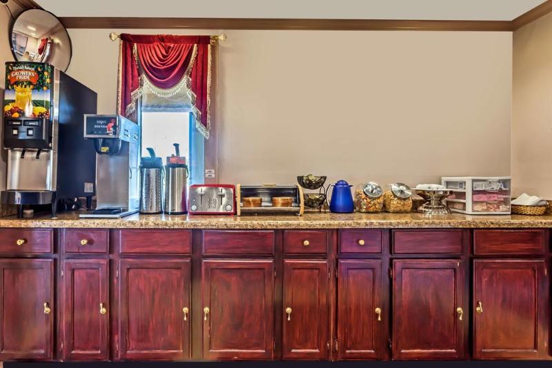 فندق Knights Inn  Seymour In