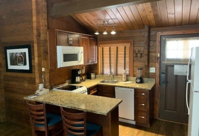 فندق Kohl S Ranch Lodge